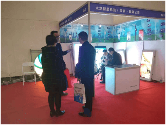 LED燈桿屏|智慧燈桿屏|立柱廣告機|LED廣告機|智慧路燈屏|燈桿廣告屏|燈桿屏 LED燈桿屏|智慧燈桿屏|立柱廣告機|LED廣告機|智慧路燈屏|燈桿廣告屏|燈桿屏