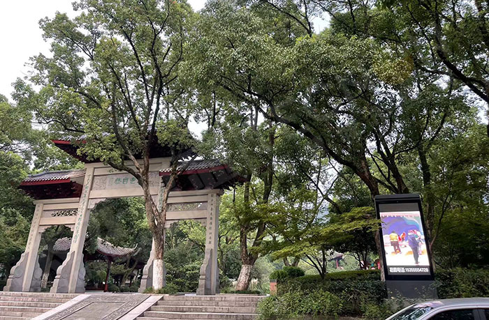 LED廣告機(jī),戶(hù)外LED廣告機(jī) LED廣告機(jī),戶(hù)外LED廣告機(jī)