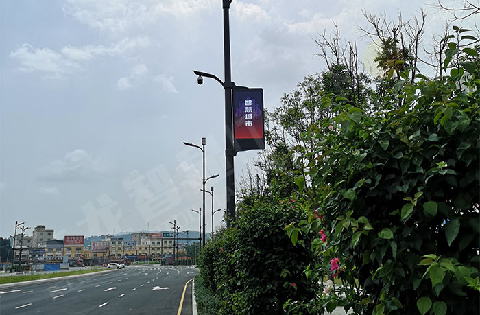 led燈桿屏|智慧燈桿屏|led廣告機(jī)|智慧路燈屏|戶(hù)外LED廣告機(jī)|燈桿屏|智慧燈桿|智慧路燈 led燈桿屏|智慧燈桿屏|led廣告機(jī)|智慧路燈屏|戶(hù)外LED廣告機(jī)|燈桿屏|智慧燈桿|智慧路燈